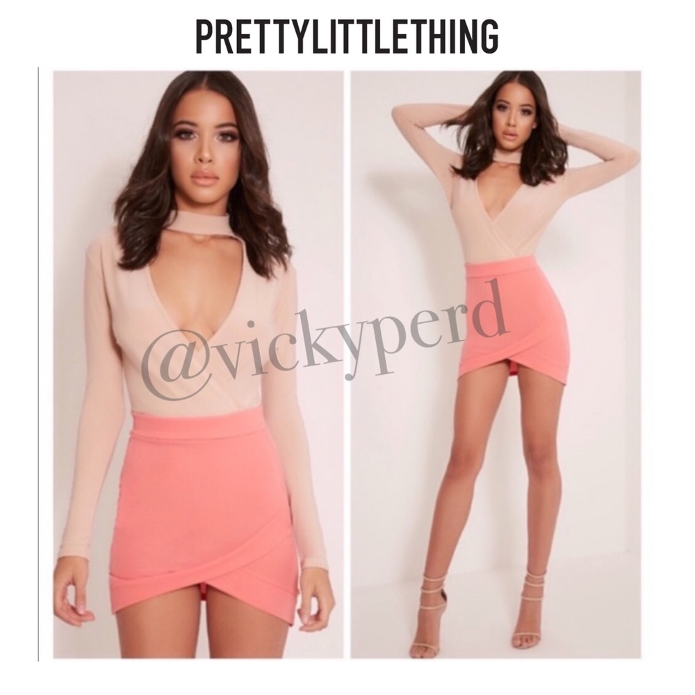 PrettyLittleThing Coral Mini Skirt